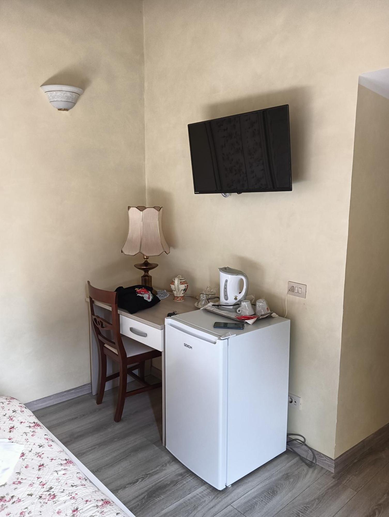 House Rooms Babuino 46 Рим Екстериор снимка